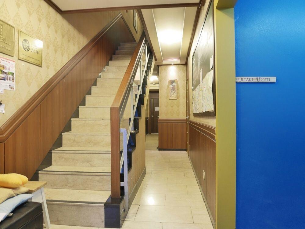 Sinchon Sisters Hostel Seul Esterno foto