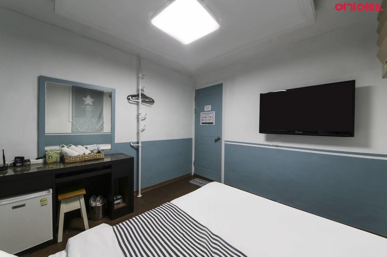 Sinchon Sisters Hostel Seul Esterno foto